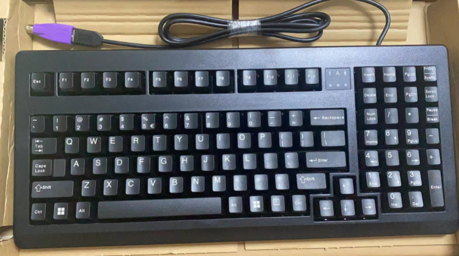 现货！！CHERRY 黑色键盘 28个！G80-1800LPCEU-2  请联系13357889265 价格从优